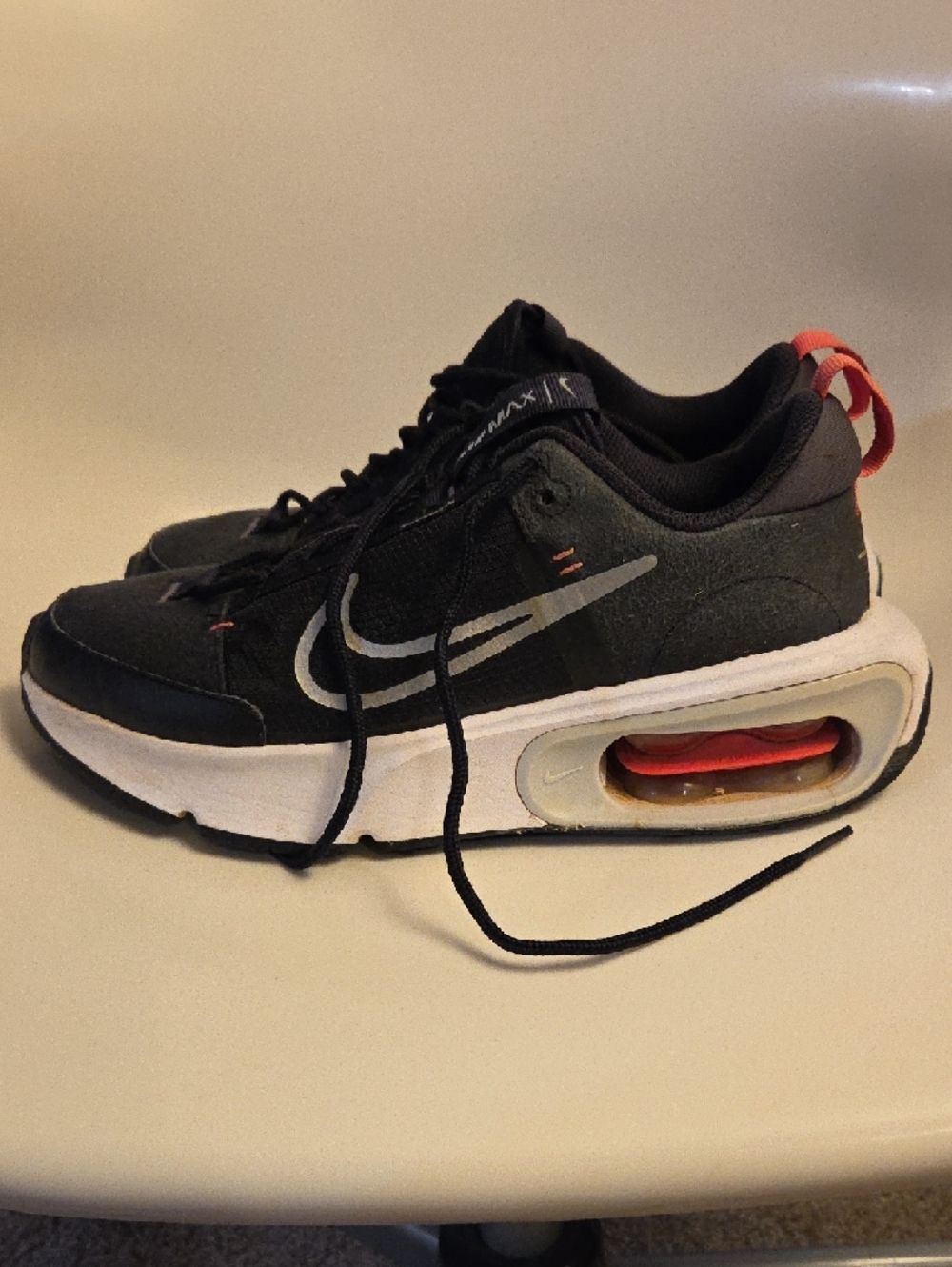 Nike Women's Air Intrlk Max Black and White Athletic Sneakers with Pink Accents - Picture 6 of 17
